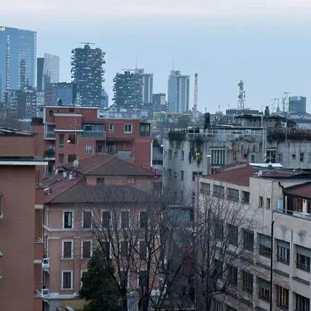 Angera Apartment Milan