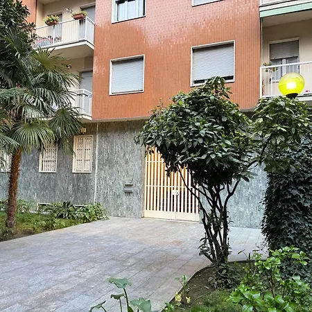 Angera Apartment Milan